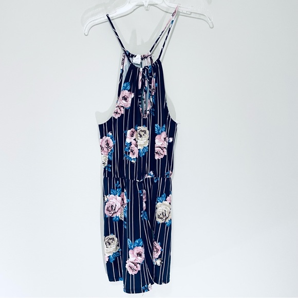 LA Gypsy Navy Floral Romper Size S - Picture 1 of 6